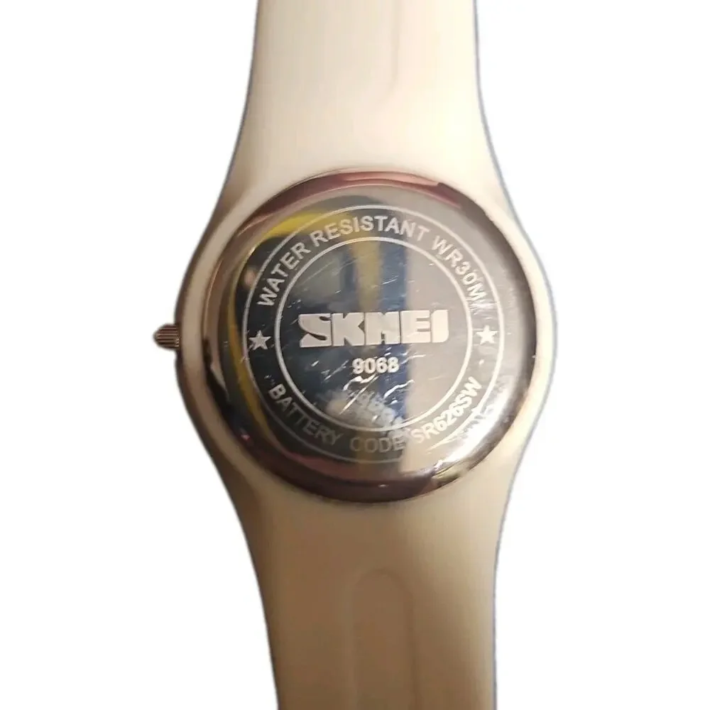 SKMEI Watch White Buckle Rubber Band Round Face WR30M Simple Stylish SR626SW